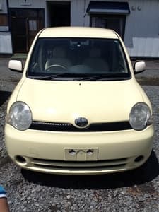 2004 Toyota Sienta
