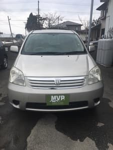2005 Toyota Raum