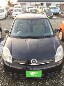2004 Mazda Verisa